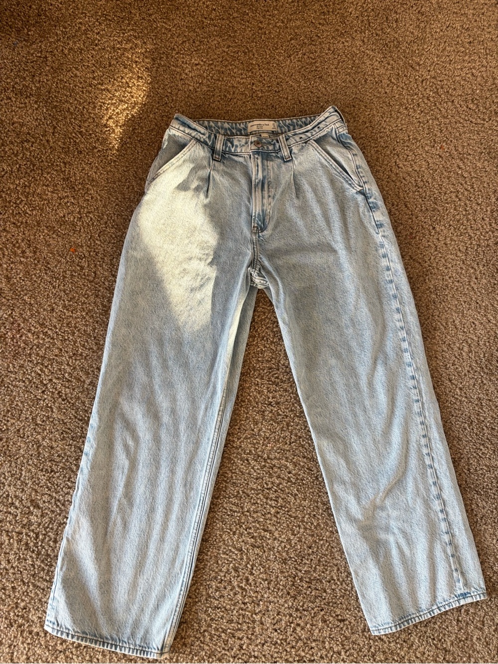 Abercrombie & Fitch Curve Love The Loose High Rise Jeans 27/4 Light Wash